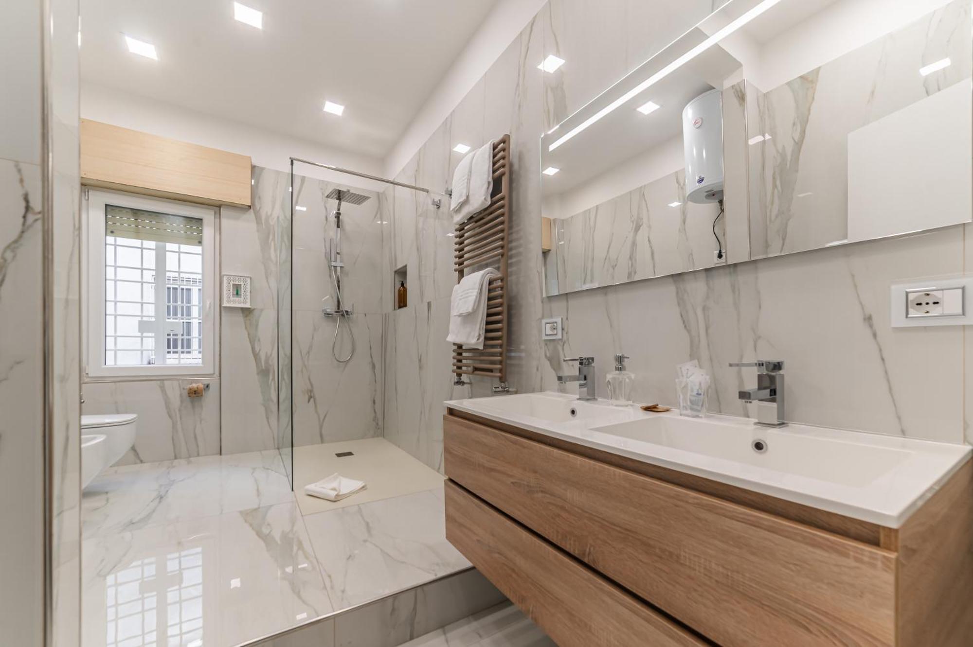 New - Elegant, Modern With Terrace Appartement